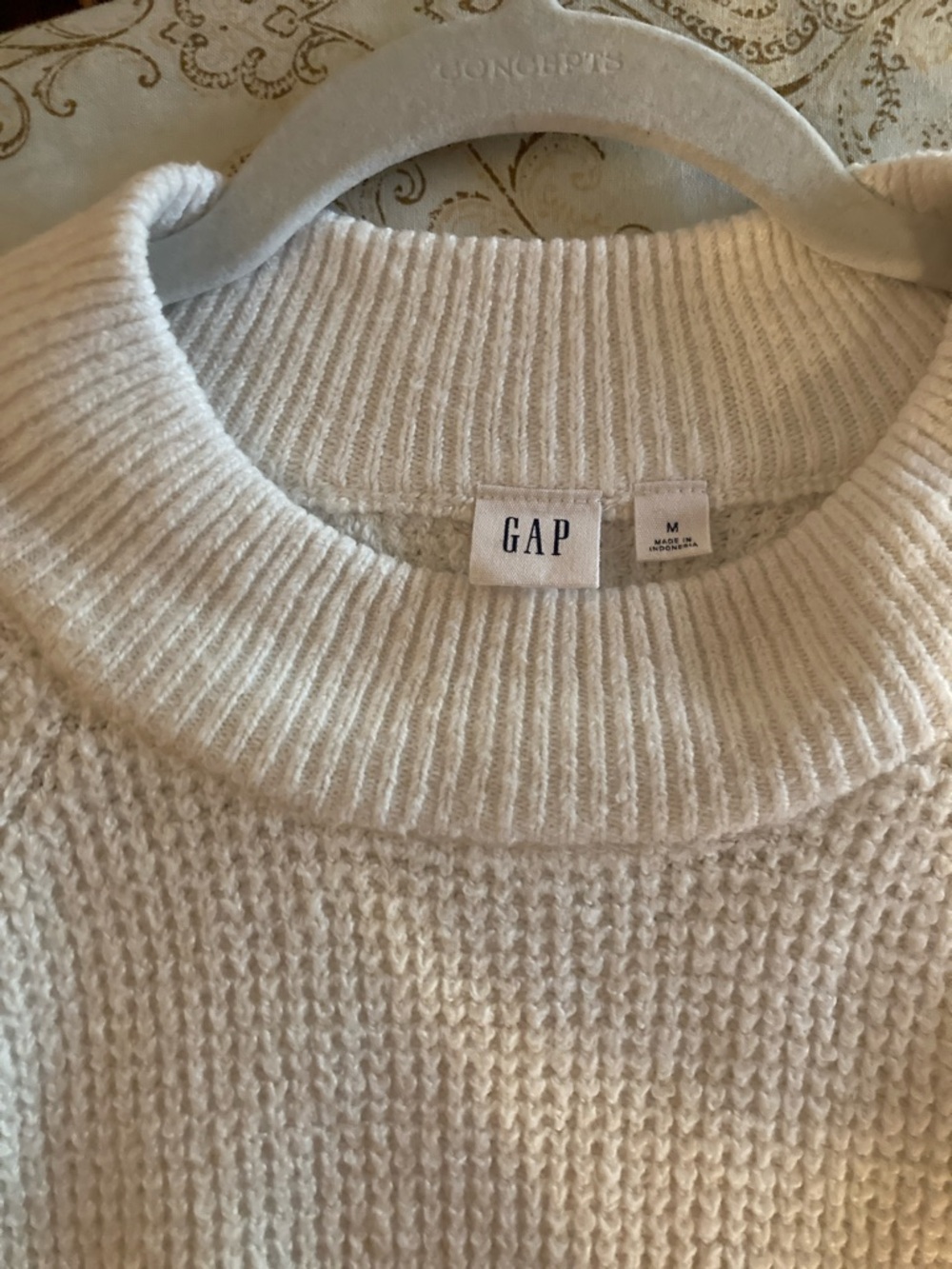 GAP Women's Off-White Textured Crewneck Oversized Sweater Size M